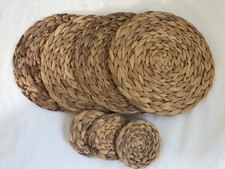 VINTAGE Set of 4 Beige Round Woven Wicker Straw Placemats + 3 Coasters