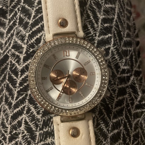 Working watch - working,