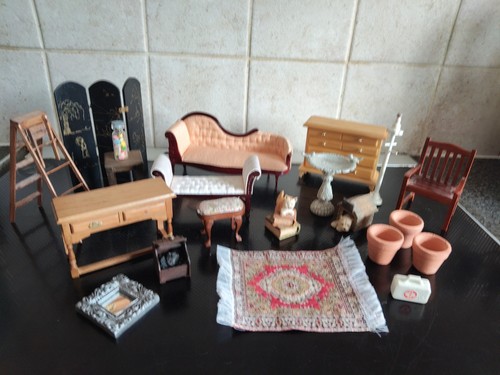 Lot dolls house - of,
