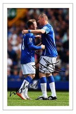 DUNCAN FERGUSON & WAYNE ROONEY EVERTON SIGNED AUTOGRAPH PHOTO PRINT