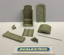 BUILD & PAINT TRACKSIDE LOO / TOILET for  AIRFIX SCALEXTRIC NINCO SCX 1.32 SCALE