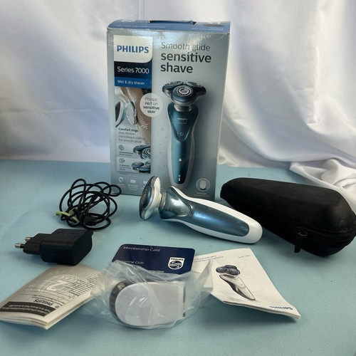 Philips 7000 series - philips,
