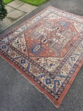 Vintage Oriental Heriz Rug