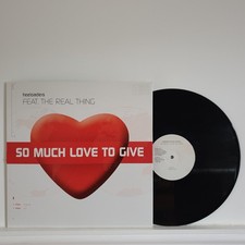 Freeloaders Ft. The Real Thing - So Much Love To Give  - 12" House - 12Globe412