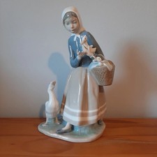 Lladro Figurine Shepherdess With Ducklings & Duck #4568
