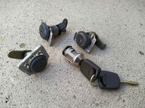 Ford escort van mk6 lock - ford,