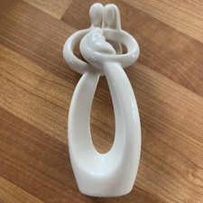 Circle of Love Blessing Figurine 7.5 inch Lovely Condition Ornament Baby Parents