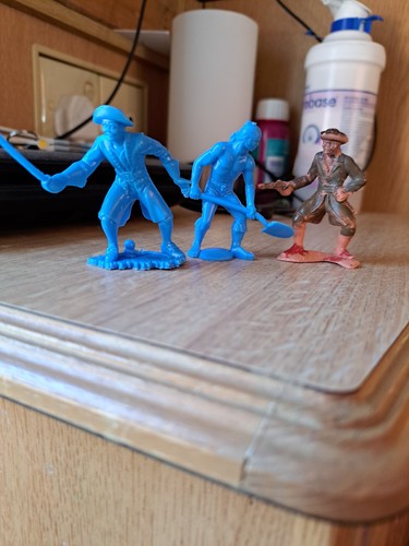 Marx pirates figures - marx,