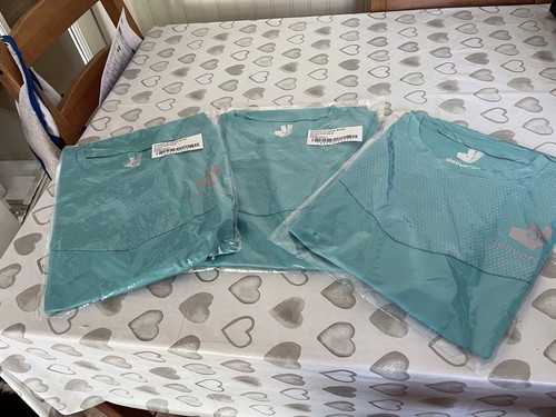 Deliveroo short sleeved - short,