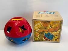 Vintage Tupperware Shape-O