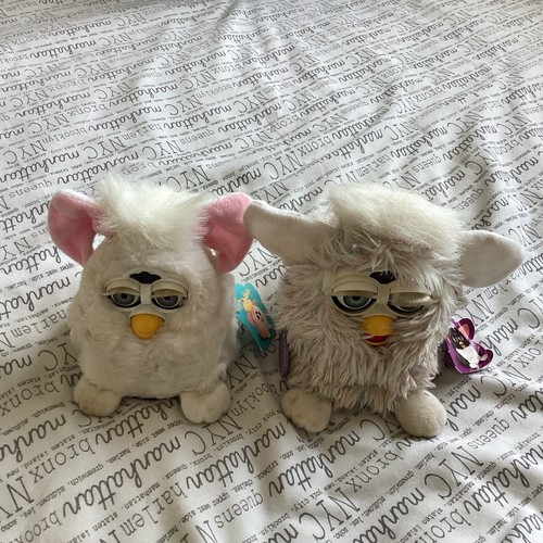 Vintage 1999 furby champagne - 1999,