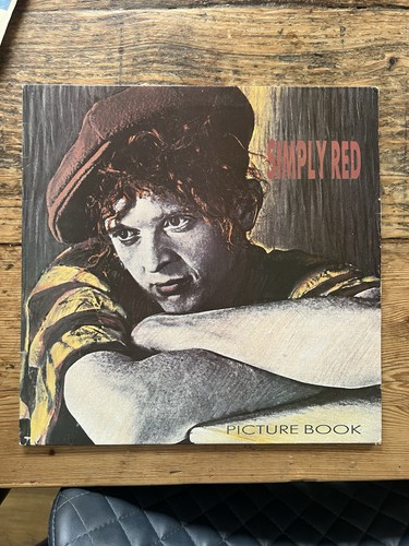 Simply red picture book - red,