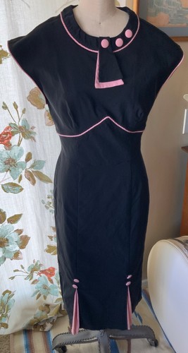 Stop staring black and pink - stop,