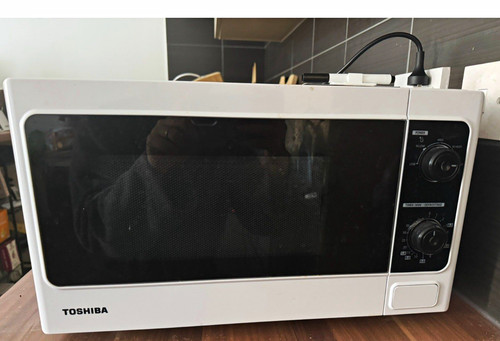 Toshiba 20l 800w - 800w, countertop