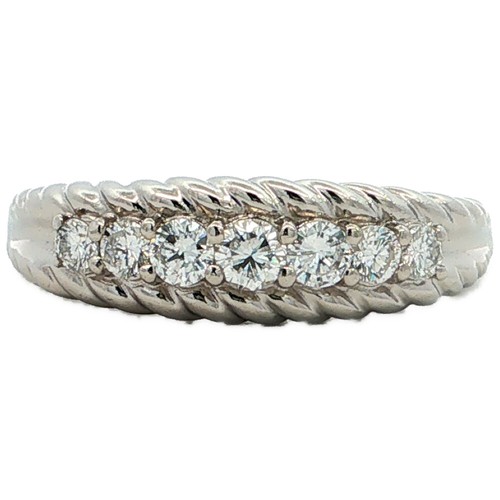 5ct pave setting melee - pave,