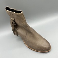 TU Sole Comfort Ankle Boots
