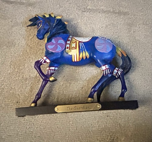The tails painted - the, of