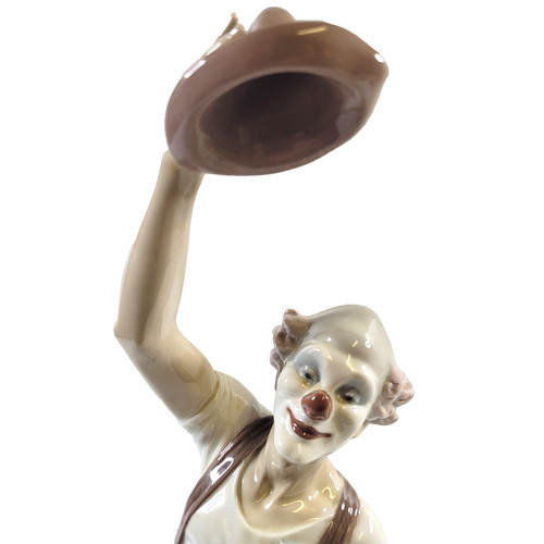 Lladro hats off fun 5765 - off,