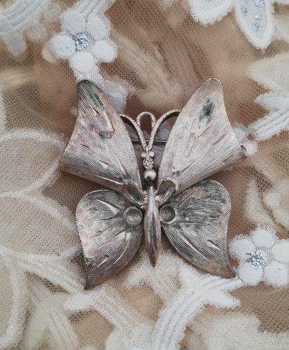 Vintage silver tone - vintage, sphinx