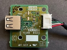 Yamaha Tyros 4  - Front USB