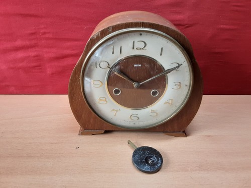 Vintage smith enfield mantel - vintage,