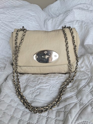 Mulberry lily medium - lily,