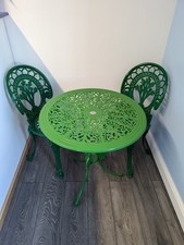Cast Aluminium Bistro Garden Set - 2 Chairs & A Table - Powder coated Green