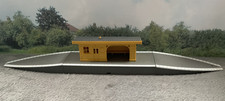 Hornby 00 Gauge  R590 Station
