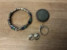 Bracelet broach clip - clip, on