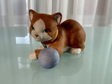  Goebel Figurine Porcelain