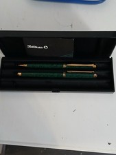 Pelican 381 Green Marble
