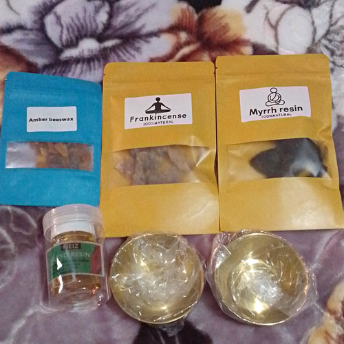 Frankincense myrrh resin - myrrh,
