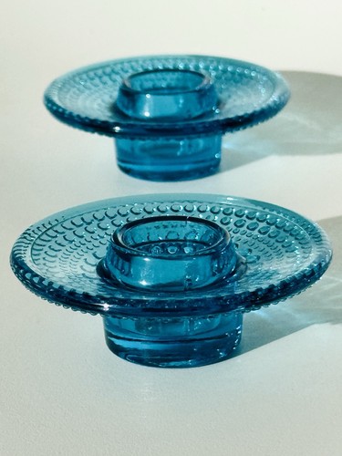 Pair turquoise kastehelmi - a, of