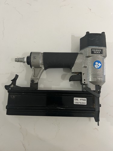 Pneumatic stapler nailer - pneumatic,