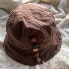 Olney Ladies Hat With Buttons