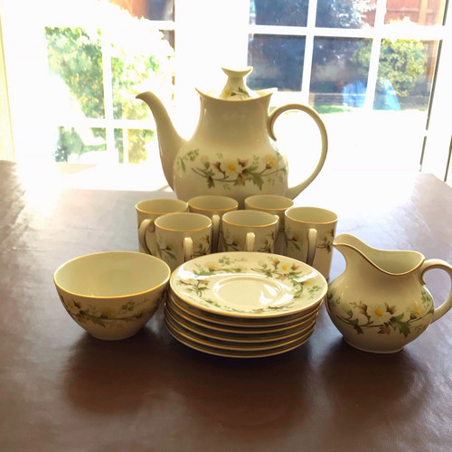 Royal doulton clairmont floral - doulton,