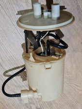 Saab 900 Classic 900i Fuel