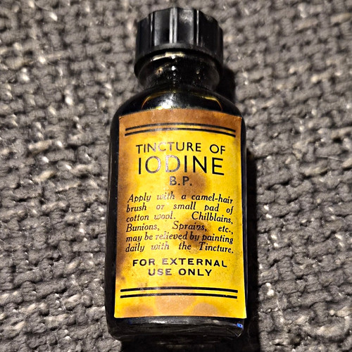 Tincture iodine glass - of,