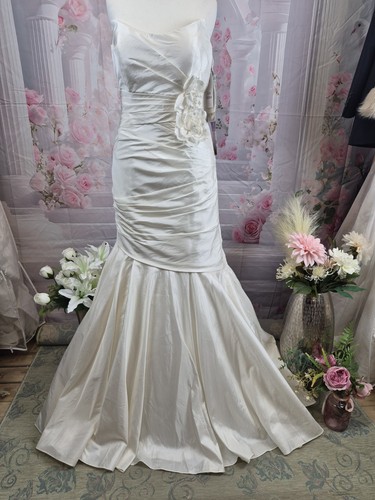 Veromia wedding dress size - wedding,