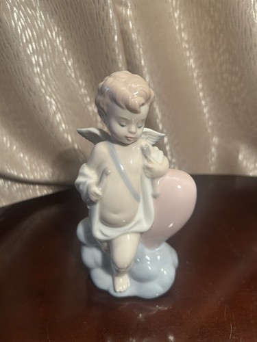 Nao lladro porcelain cupid - nao,