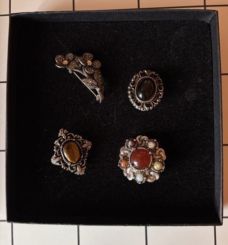 Brooches job lot pieces - brooches, 4