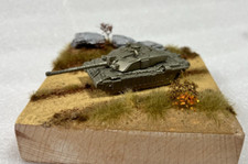 Diecast Metal 1/144 Challenger