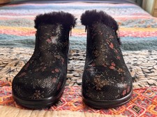 Alegria by PG Lite Floral Faux