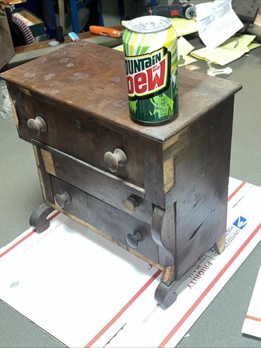 American salesman sample - american,