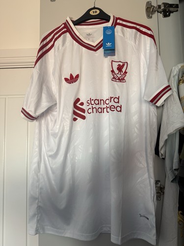 Liverpool lfc away - liverpool,