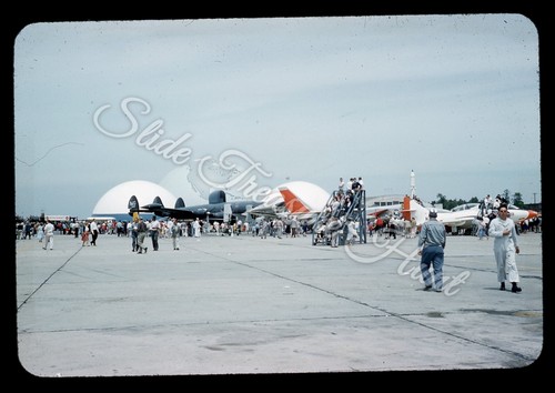 Aircraft air show people 35mm - aircraft,