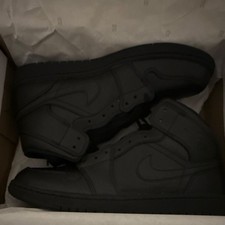 Jordan Air Jordan 1 Mid Triple