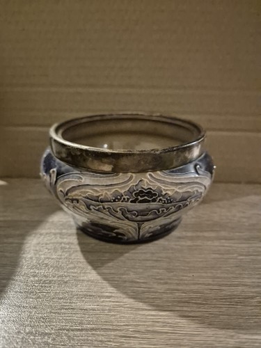 Moorcroft mcintyre florian - moorcroft,