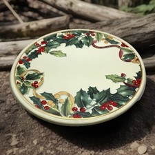 Deruta Flat Round holly and