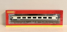 Hornby R4917A OO Gauge BR Mk2F First Open Coach Intercity M3374